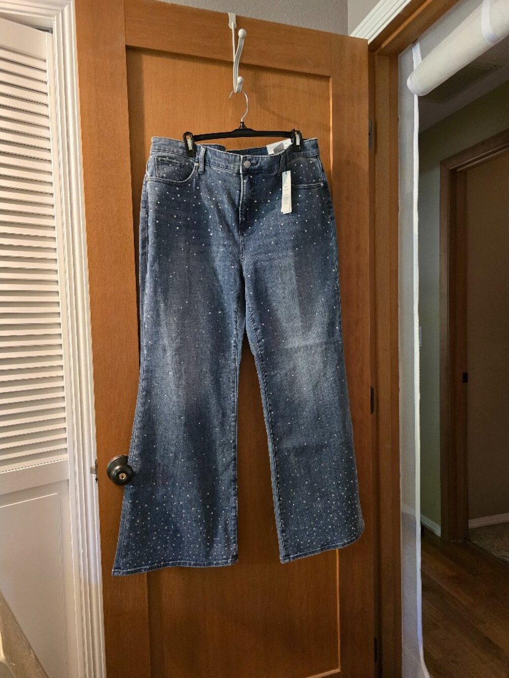 Chico's NWT Sparkle High Rise Wide Leg Jeans